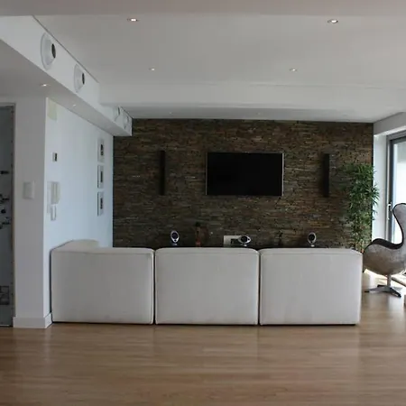Luxury Ocean View Penthouse Near Lisbon *