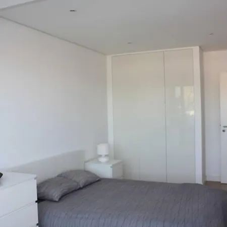 Luxury Ocean View Penthouse Near Lisbon Lejlighed