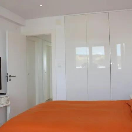 Luxury Ocean View Penthouse Near Lisbon