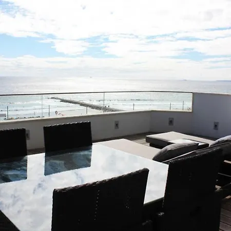 Luxury Ocean View Penthouse Near Lisbon Lejlighed