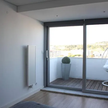 Luxury Ocean View Penthouse Near Lisbon Lejlighed