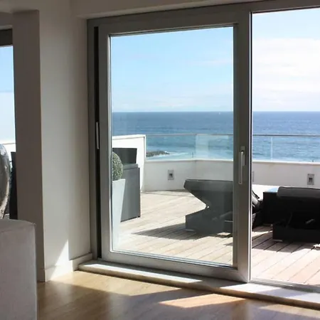 Luxury Ocean View Penthouse Near Lisbon *